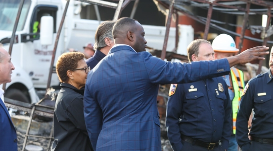 Karen bass and gavin newsom