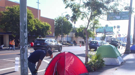 INSIDE SAFE HOLLLYWOOD AND GOWER